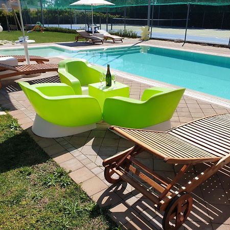 Villa Edda Heated Pool Галатина Экстерьер фото