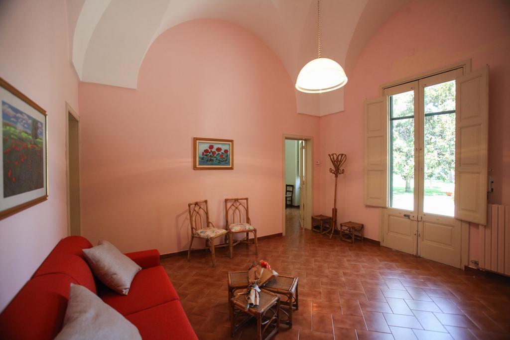 Villa Edda Heated Pool Галатина Экстерьер фото