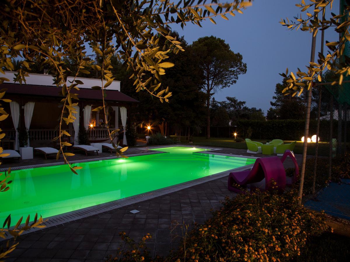 Villa Edda Heated Pool Галатина Экстерьер фото
