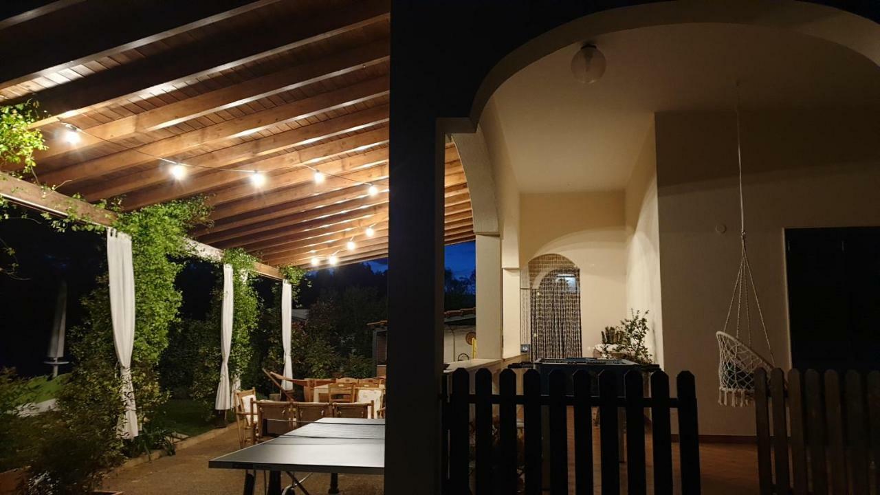 Villa Edda Heated Pool Галатина Экстерьер фото
