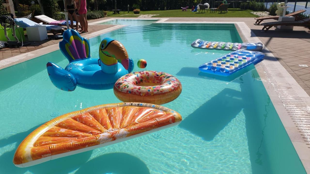 Villa Edda Heated Pool Галатина Экстерьер фото